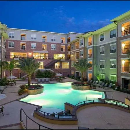 Welcome To The Suite Spot Luxury 1Bedroom Mid-Rise In Suger Land